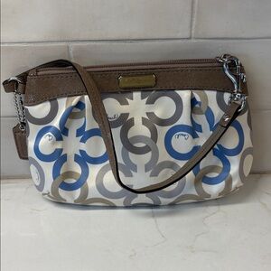 Coach Wristlet Wallet Pouch white‎ blue C pattern